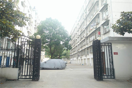 龙都诚通·香榭里5室2厅2卫188万205m2出售